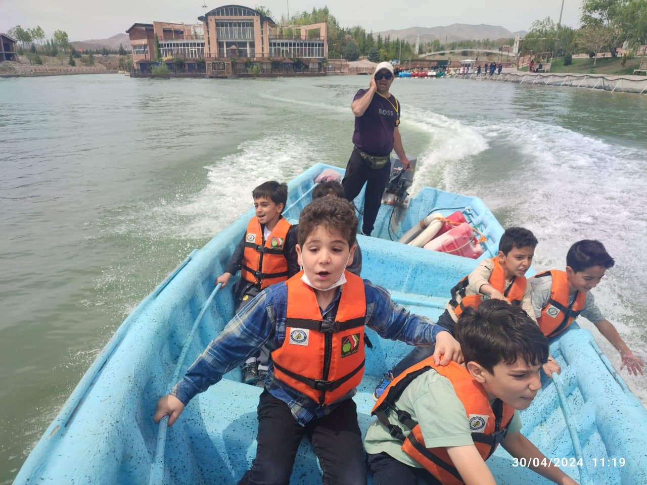 دبستان غیر دولتی دخترانه حوراء و پسرانه حسام